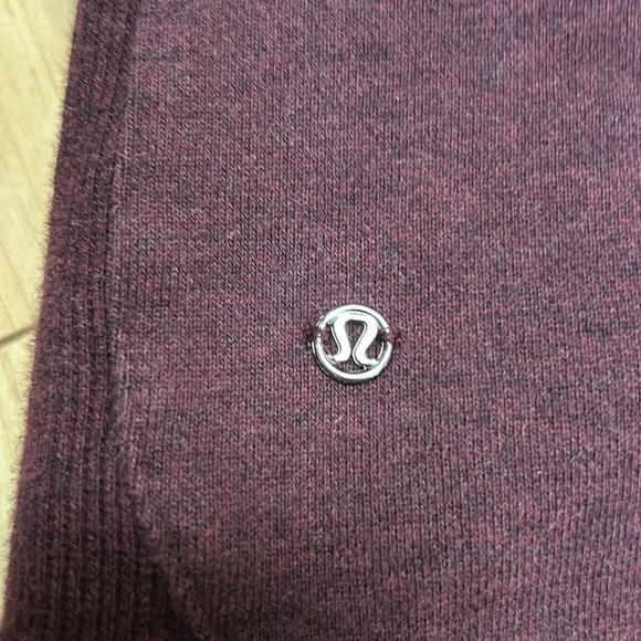 Lululemon women’s Jacket 6 - Picture 7 of 7